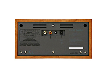 Tivoli Audio �`�{�� �I�[�f�B�Imodel CD�o�b�N