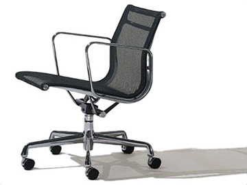 �n�[�}���~���[/�C�[���Y/�A���~�i�� �O���[�v �}�l�[�W�����g �`�F�A/�����b�V������