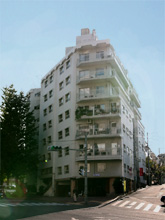 �}���V����������7