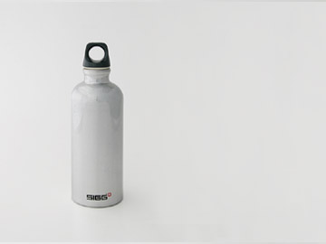 SIGG/�g���x���[�Y�{�g��0.3L/���b�h�E�_�[�N�u���[