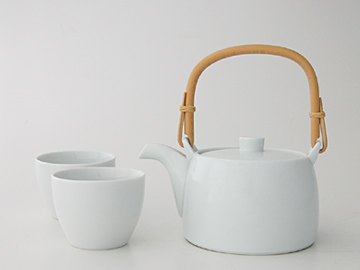 ���R����/�e�B�[�y�r