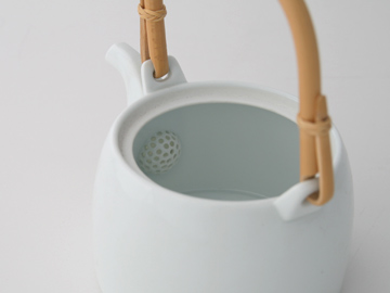 ���R����/�e�B�[�y�r